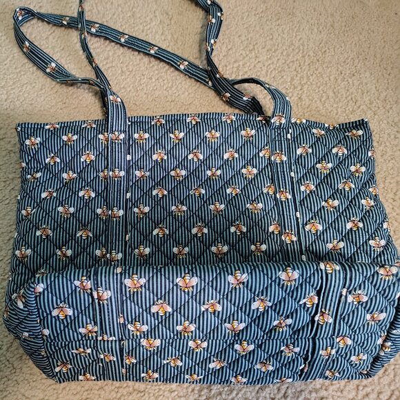 Vera Bradley Handbags - Vera Bradley bees navy set